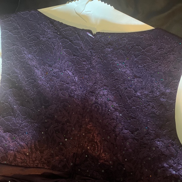 Two piece purple lace formal dress with rhinestone pin - Picture 6 of 8